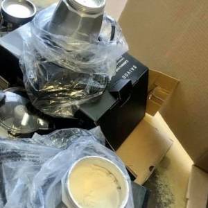 Киевские таможенники обнаружили наркотическую посылку: кокаин спрятали в кофеварках. Фото
