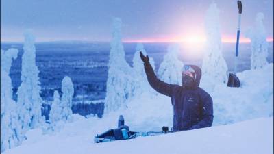 Холодный сет: диджей устроил вечеринку на заснеженных холмах Лапландии – увлекательное видео