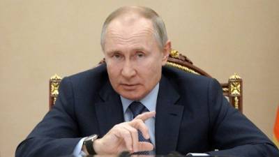 Путин поручил правительству уделить внимание проблеме изношенности сетей ЖКХ
