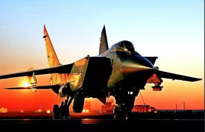 MW: российский истребитель МиГ-31 наводит ужас на США и НАТО