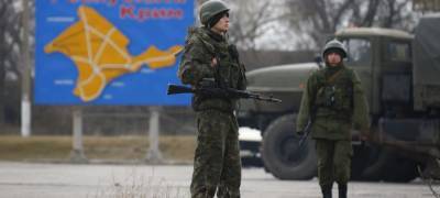 В Крыму засекли колонну военной техники РФ
