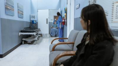Две воронежские медсестры попали под суд за очаг коронавируса в психинтернате