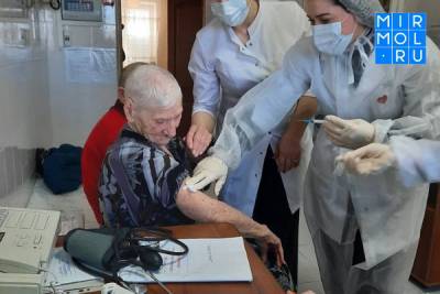 Подопечные и сотрудники дома-интерната «Ветеран» прошли вакцинацию