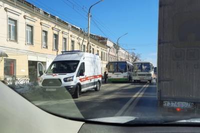 Трагедия на перекрестке: пассажирский ПАЗик в Костроме насмерть сбил пенсионерку на «зебре»