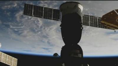 Экипаж МКС заделал вторую трещину в российском модуле «Звезда», из-за которой на станции произошла утечка воздуха