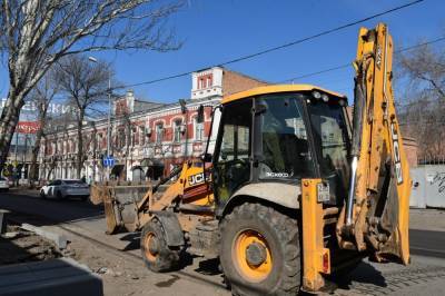 Выяснилось, какие улицы Астрахани планируется отремонтировать в этом году