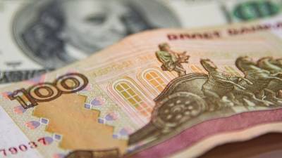 Спикер Госдумы заявил о постепенном уходе России от доллара