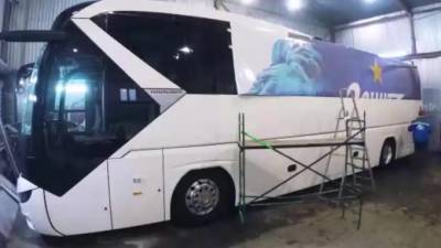 Футбольный "Зенит" обзавелся новым автобусом основного состава команды