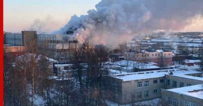В Коврове произошел пожар в здании возле завода имени Дегтярева