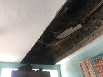 В Башкирии возбудили уголовное дело по факту обрушения потолка в школе
