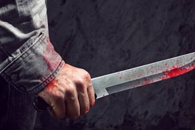 В Ивановской области обезумевший мужчина набросился с ножом на отца