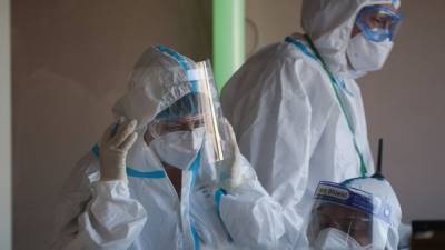 ВОЗ объявила пандемию коронавируса ровно год назад