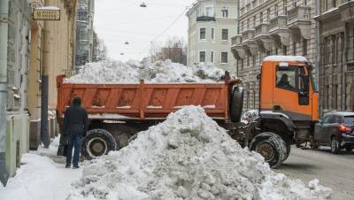 Силовики пришли с обысками по снежному делу к подрядчикам Смольного