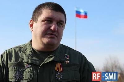 Российские военкоры призвали освободить командира ополченцев Донбасса