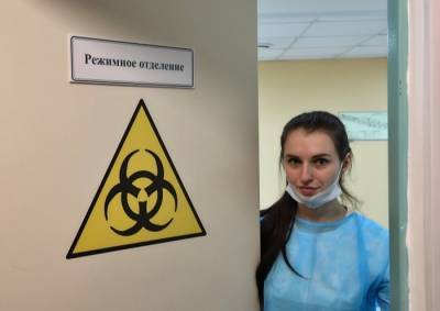 Оперштаб: в РФ более 9,2 тыс. новых случаев COVID-19 за сутки, 459 умерших