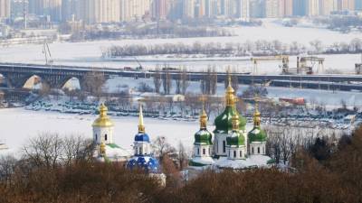 Киев рассматривает возможность введения ограничений против граждан Белоруссии
