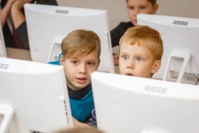 Получить профессию будущего поможет читинским детям кибершкола программирования KiberOne