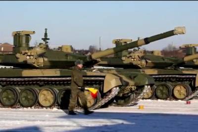 Западный округ получил новейшие танки «Прорыв»