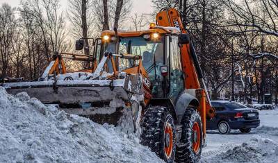 В Петербурге начались обыски по делу о мошеннической уборке снега