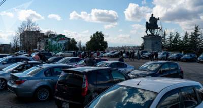 Автомобилисты на западе Грузии протестуют против роста цен на горючее