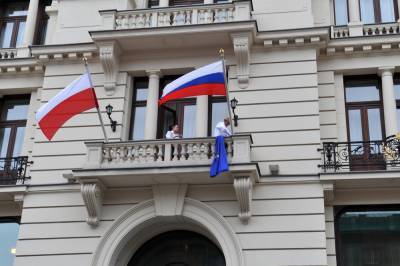 Польша обвинила российского дипломата в распространении коронавируса