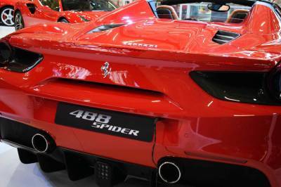 Налог на роскошь: сколько приходится платить владельцам Ferrari, Porsche и Lamborghini