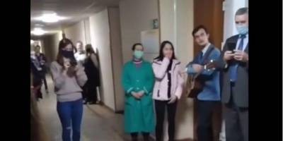 «Нет ничего преступного». В киевском университете оправдались за торжественное открытие туалета