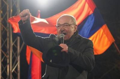 В Армении дело против лидера оппозиции Манукяна направлено в Генпрокуратуру