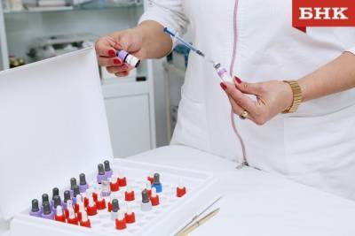 В Коми «термоустойчивой» вакциной от ковида прививают врачей и Роспотребнадзор