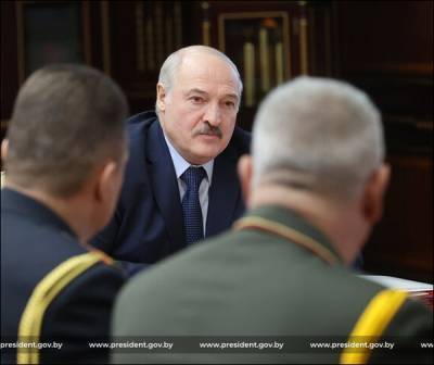 «Воевать будем отсюда». Зачем Лукашенко обновляет армейскую верхушку