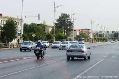 В Туркменистане в два раза подорожал техосмотр автотранспорта