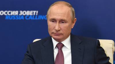 Путин оценил смягчение денежно-кредитной политики РФ на фоне кризиса
