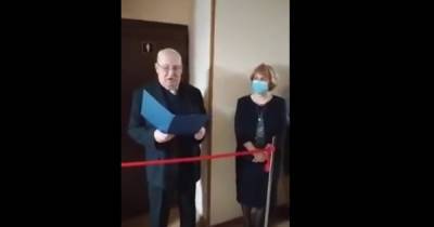 После торжественного открытия туалета в киевском вузе его проректор взял больничный