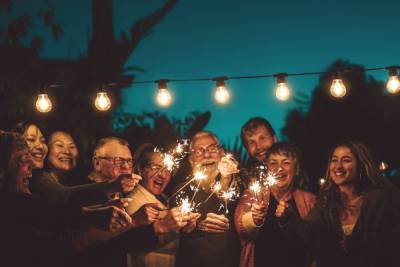 Как устроить вечеринку под открытым небом: 7 советов для веселого времяпрепровождения с друзьями