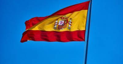 Испания может открыть границы для туристов, привившихся от ковида