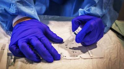 В США за сутки выявили более 58 тыс. случаев коронавируса
