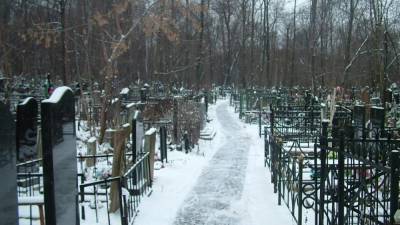 Покойный пенсионер стал яблоком раздора для костромских гробовщиков