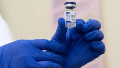 Российскую вакцину от коронавируса «Спутник V» одобрила 50-я страна