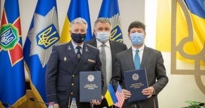 В Украине начинают обновление государственной гидрометеорологической службы — Аваков