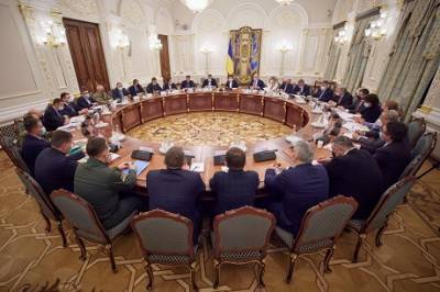 СНБО дал задание Службе безопасности проверить голосование Радой за Харьковские соглашения