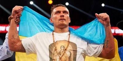 Александр Усик показал свой пояс WBC - видео - ТЕЛЕГРАФ