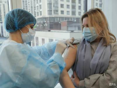 На вакцинацию против коронавируса записалось уже 220 тыс. украинцев – Федоров