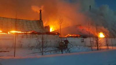 В Нижегородской области загорелся мужской монастырь