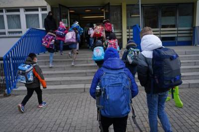 Школьников во Львове пока не будут отправлять на карантин