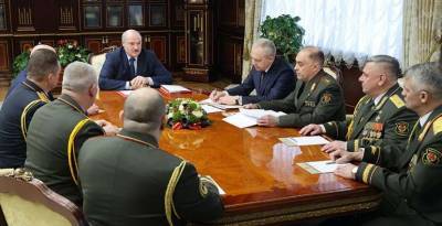 Лукашенко приказал армейским генералам готовиться к гражданской войне