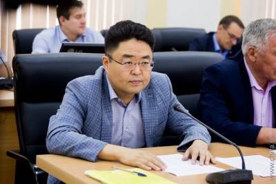 Экс-глава департамента госимущества Хосоев назвал новое место работы