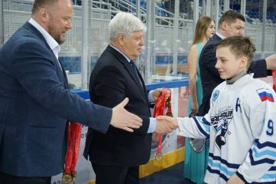 Сахалинские хоккеисты стали победителями "Золотой шайбы"