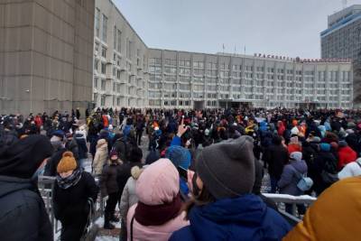 Красноярский суд отменил наказания журналисту и активисткам за акцию 23 января