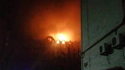 Крупный пожар в Анапе: горит 8-этажный жилой дом