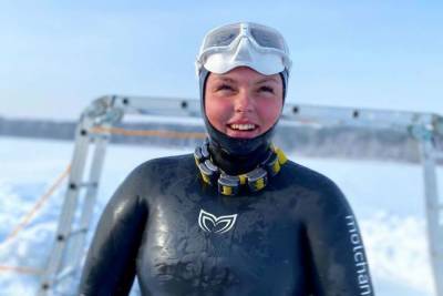Российские фридайверы запланировали установить два мировых рекорда, нырнув под лед Байкала